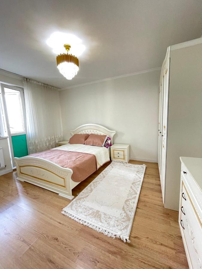 Apartment In アルマトイ エクステリア 写真